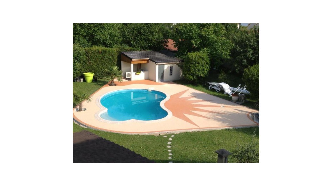 Tour de piscine  