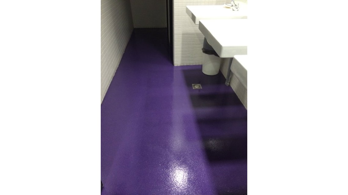 resine quartzée  <p>sanitaire en quartz violet</p>