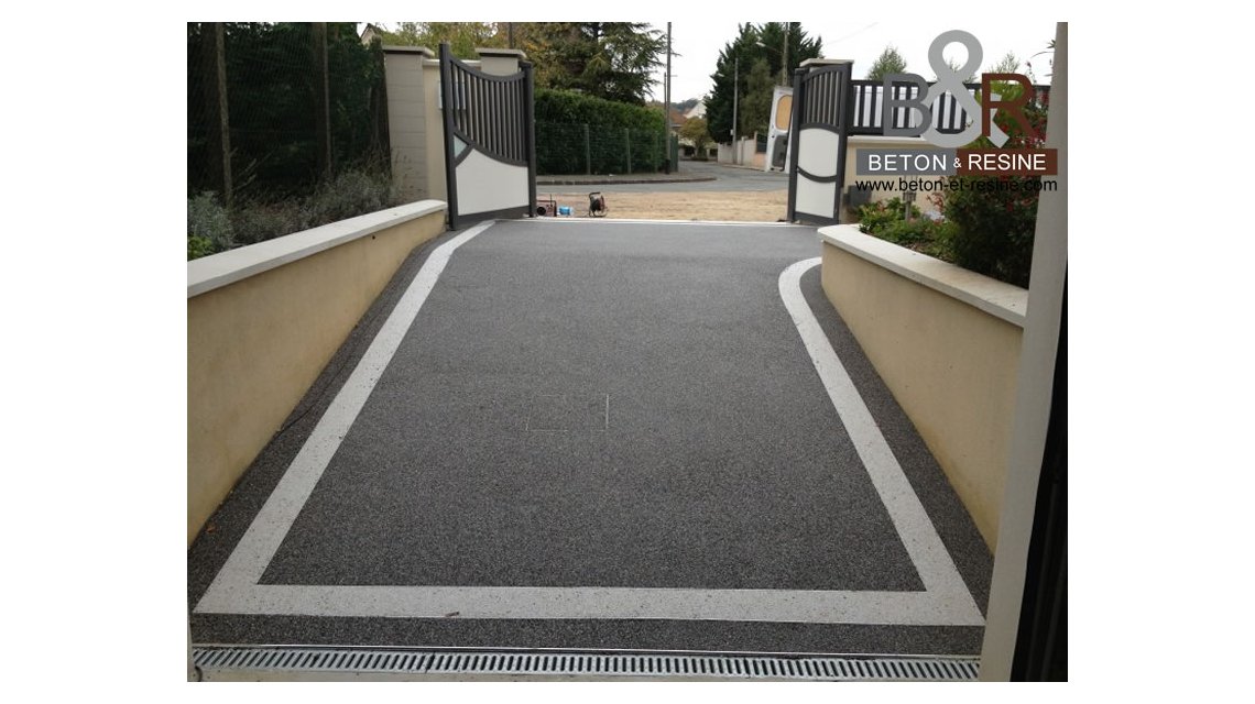 tapis de pierre avec bordure décalée  